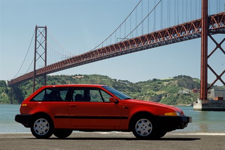 Volvo 480ES - First front-wheel drive Volvo turns 25 years