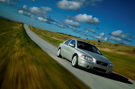 Volvo Car Corporation: presenta gli standard più severi al mondo per il controllo delle emissioni allo scarico