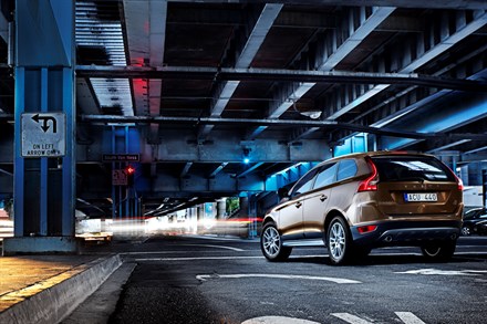 Svelate le prime immagini della nuova XC60 - la Volvo più sicura e sorprendente di tutti i tempi