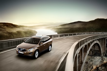 Nya Volvo XC60 kombinerar avslappnad komfort med sportig framkomlighet