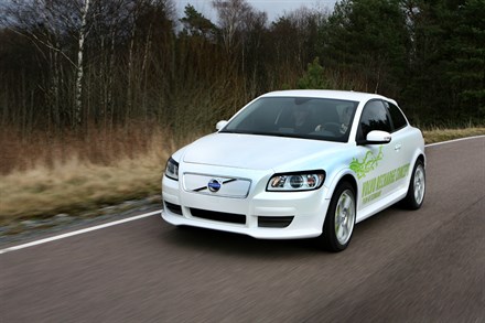 Volvo Cars launches joint project for development of plug-in hybrids