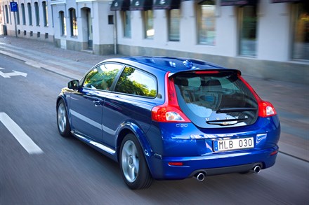 Volvo C30 Earns Top Safety Pick From IIHS