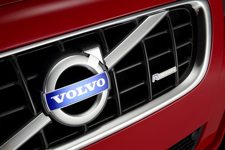 Enhanced offer, new R-Design for 2010 Volvo V70