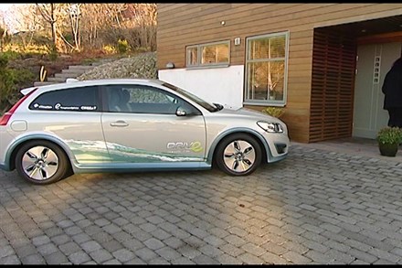 Volvo C30 Electric (Roll B) (4:20) (without narrations)