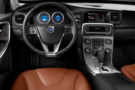 Inuti nya Volvo S60 - kompromisslös kvalitetskänsla och sportighet på ny nivå