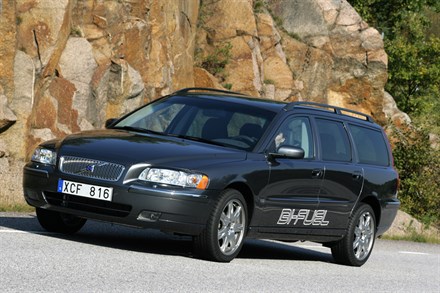 V70 Bi-Fuel rated as the cleanest middle-class car in German test