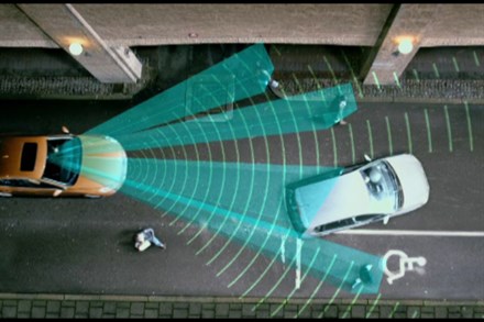 Volvo S60 Pedestrian Detection (1:57)