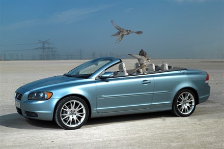 The new Volvo C70 – "Two in One": Emotion and Sophistication