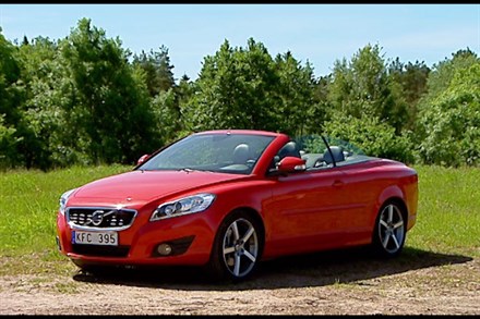 Volvo C70, model year 2011, driving footage (1:55)