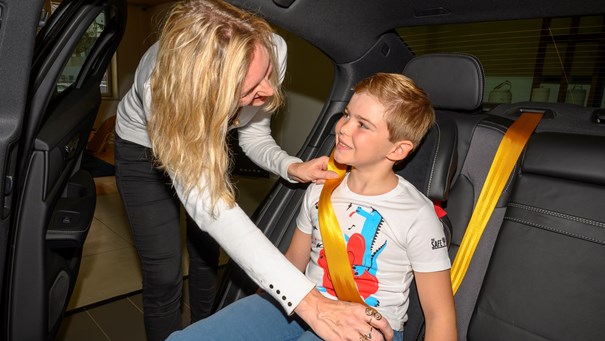 À l’occasion de la rentrée, Volvo Car France présente le « SafeTshirt » pour sensibiliser les enfants, de manière ludique, à bien penser à attacher leur ceinture de sécurité en voiture